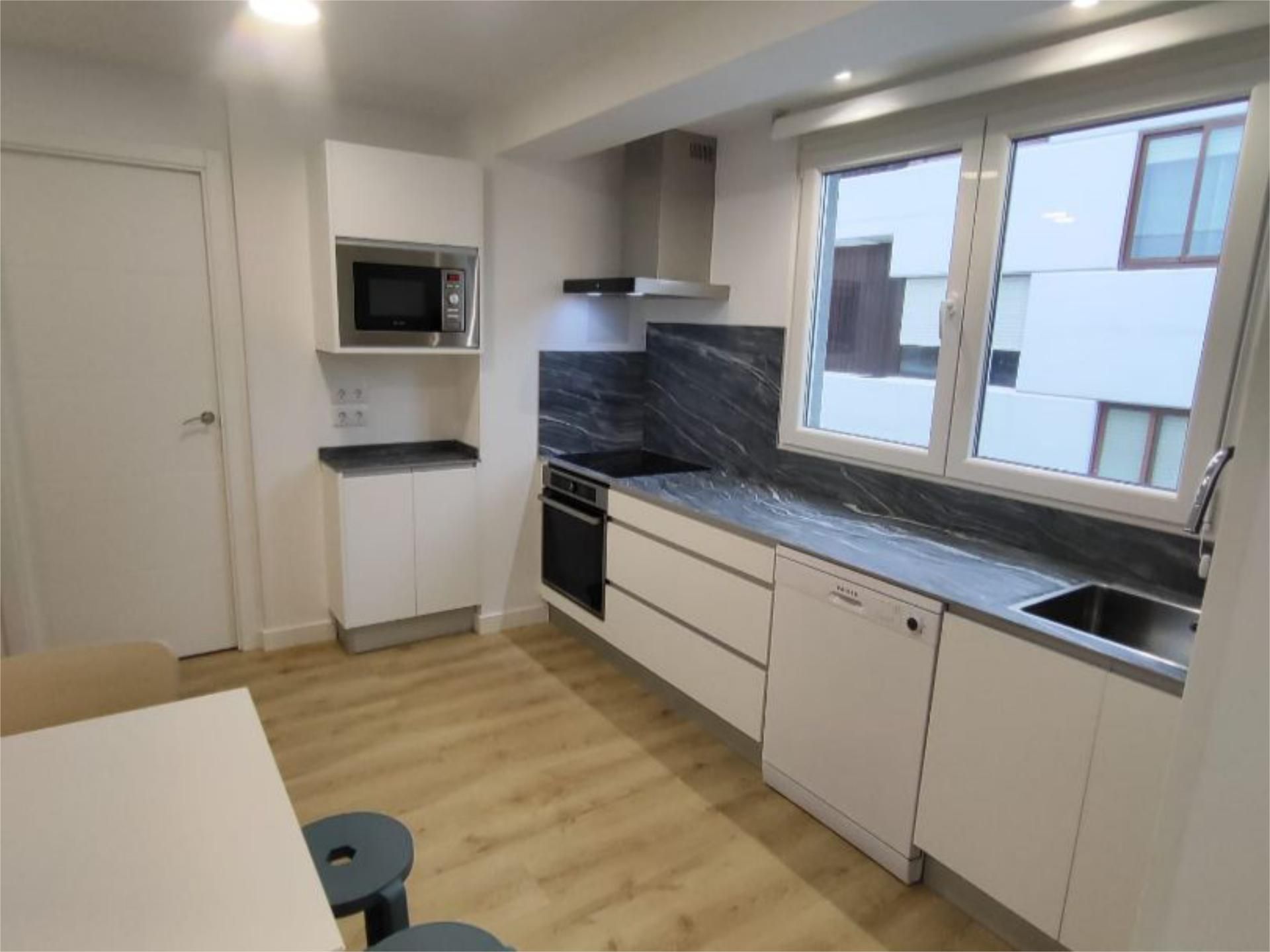 Piso de alquiler en Rúa Almendra, 40, Canido