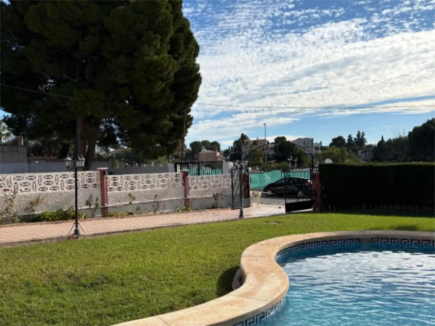 Houses for sale in Carrer de Sorita, 4, Pueblo Español - Coveta Fumá Swimming pool of Houses for sale in El Campello with Air Conditioner, Heating and Private garden
