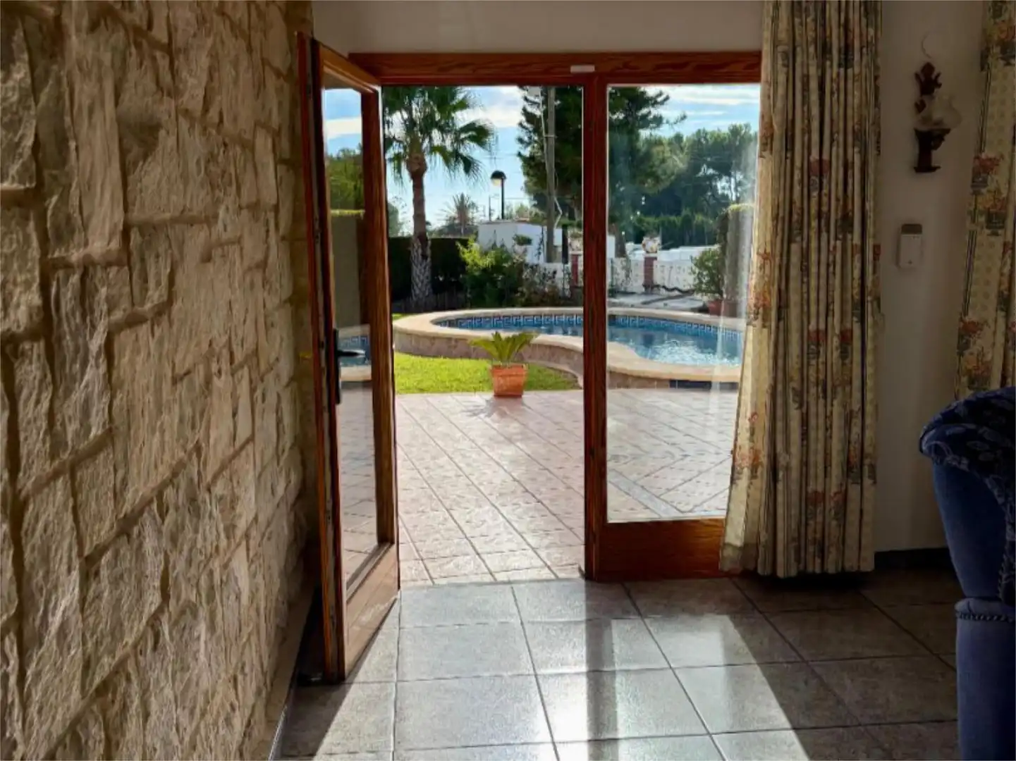 Houses for sale in Carrer de Sorita, 4, Pueblo Español - Coveta Fumá Exterior view of Houses for sale in El Campello with Air Conditioner, Heating and Private garden