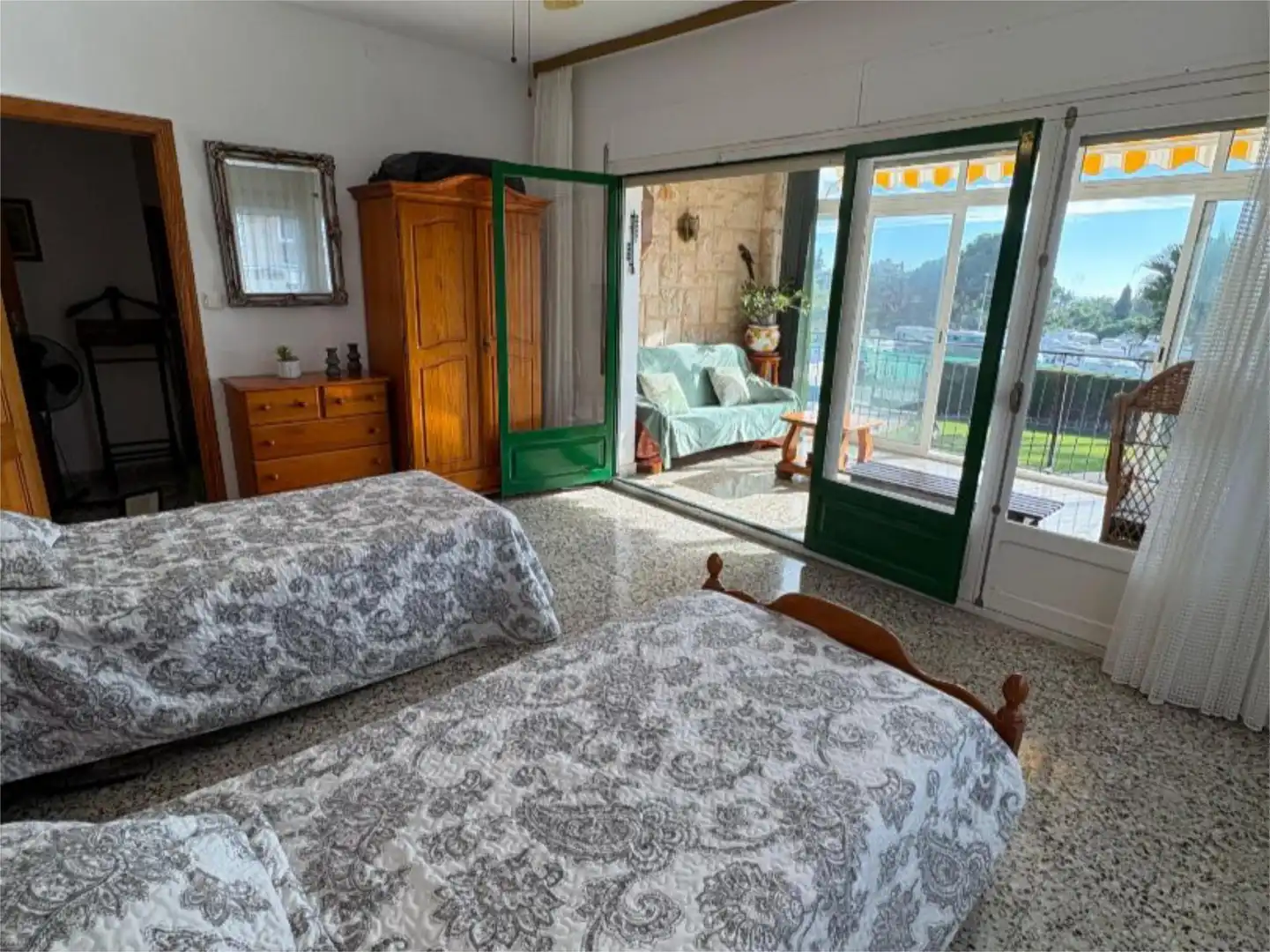 Houses for sale in Carrer de Sorita, 4, Pueblo Español - Coveta Fumá Bedroom of Houses for sale in El Campello with Air Conditioner, Heating and Private garden