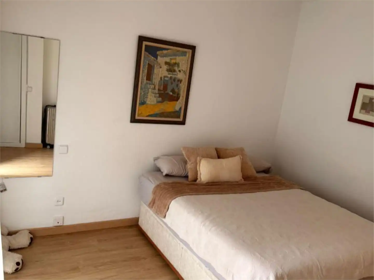 Room in Calle Comunidad de Castilla la Mancha, 24, El Burgo Bedroom of Flat for share in Las Rozas de Madrid with Heating, Parquet flooring and Swimming Pool