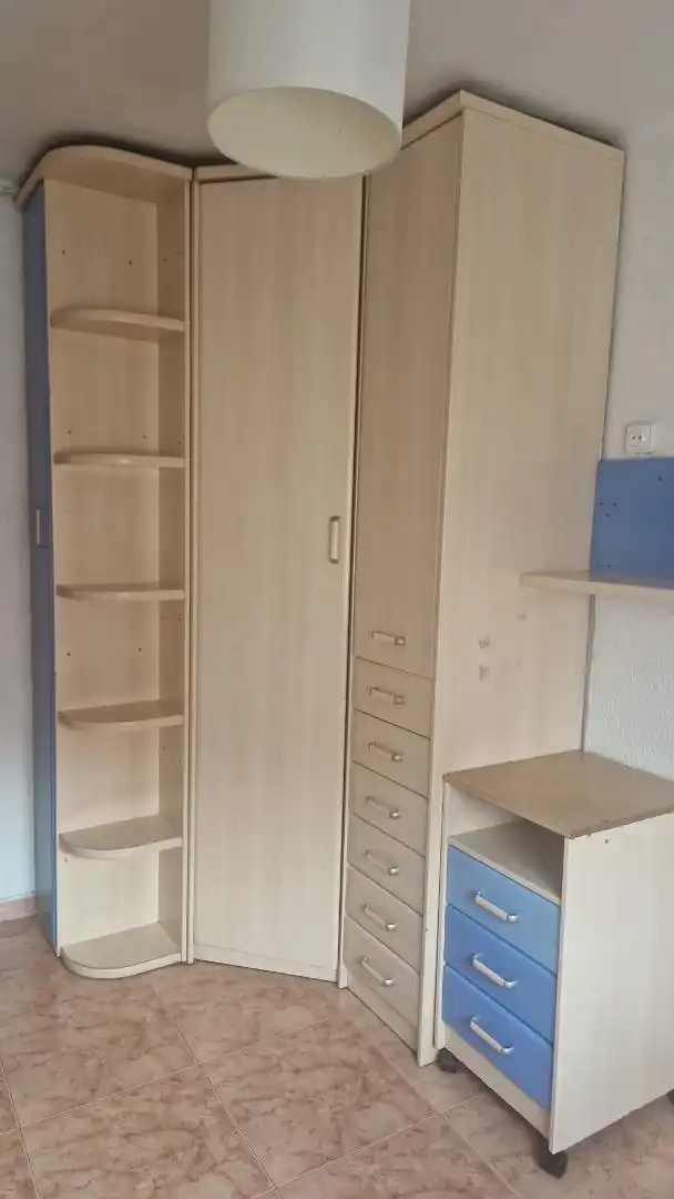 Room in Avinguda d'Alfons XIII, 387, Sant Roc Bedroom of Flat for share in Badalona with Video intercom