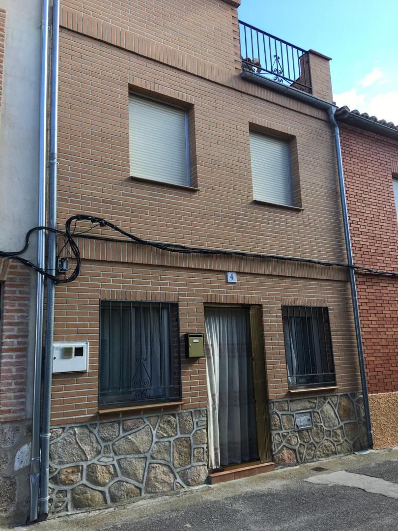 Exterior view of Single-family semi-detached for sale in Caleruela  with Furnished and Balcony