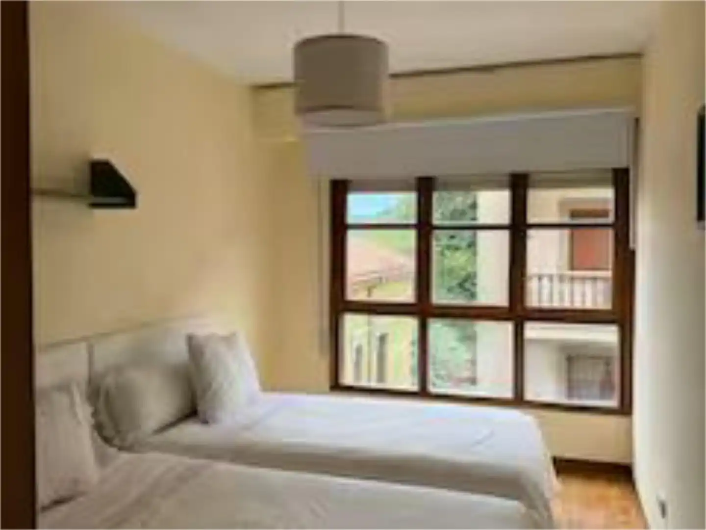 Flat for rent in Calle Ramón Menéndez Pidal, 2, Parres Bedroom of Flat for rent in Parres with Heating, Parquet flooring and Furnished