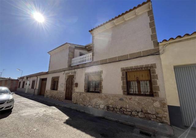 Piso en Venta en Calle San Roque, 48 en Villacañas