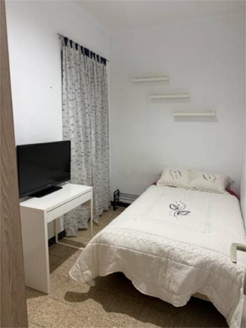 House or chalet to share in El Centre