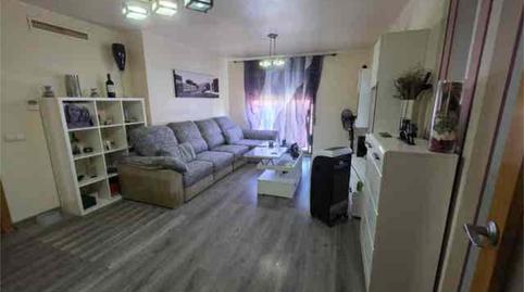 Foto 2 de Piso en venta en Poble Nou, Torrent