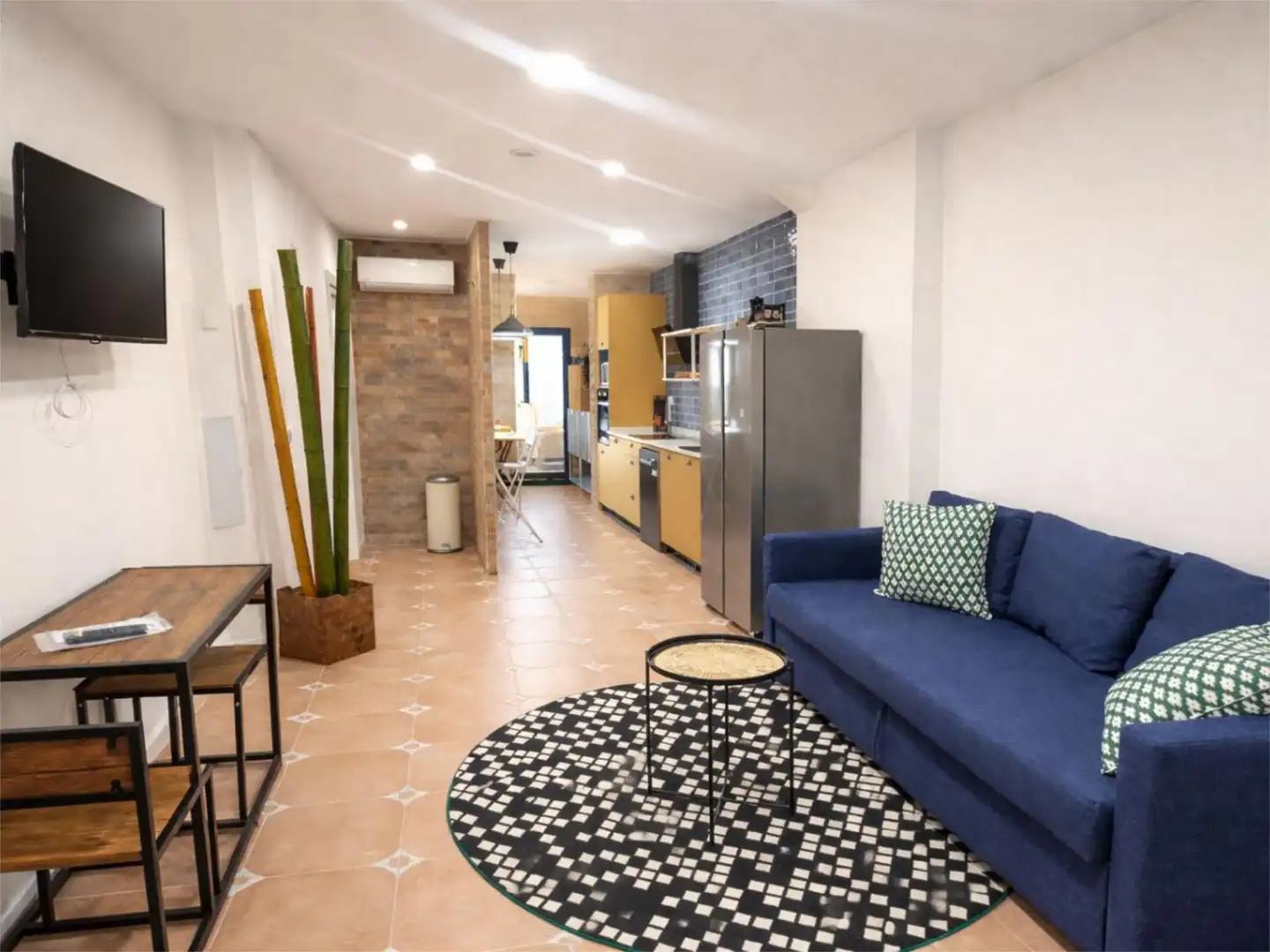 Room in Carrer del Pare Rico, 12, La Petxina Living room of Flat for share in Valencia with Air Conditioner, Terrace and Furnished