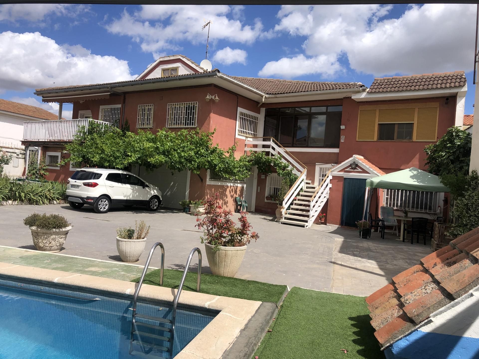 Exterior view of House or chalet to rent in Mondéjar  with Air Conditioner, Heating and Private garden