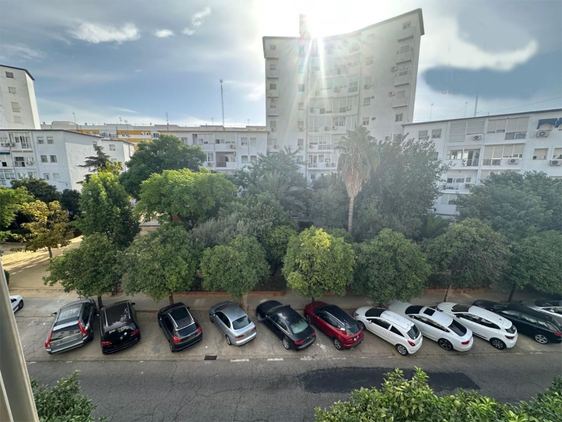 Parking of Flat for sale in  Sevilla Capital  with Air Conditioner and Balcony