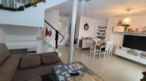 Foto 5 de Casa adosada en venda a Calle Juan Martinez Montañes, 280, Benacazón, Sevilla