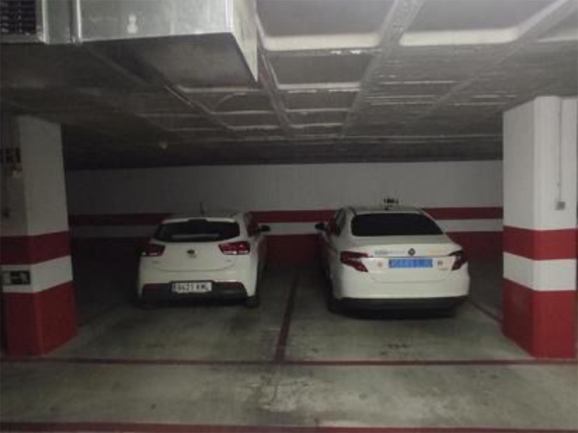 Parking of Garage to rent in Armilla