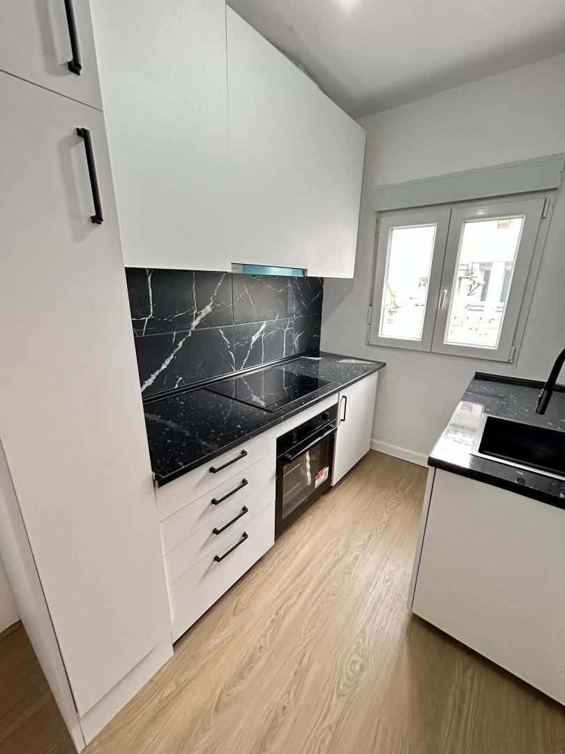 Piso en venta en Calle Vargas Machuca, 1, Alcalá de Henares Cocina de Piso en venta en Alcalá de Henares con Aire acondicionado, Terraza y Balcón