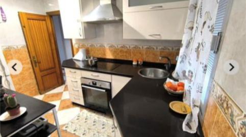 Piso en venta en Calle Los Milanos, 8, Nuevo Parque - Los Rosales - Tráfico Pesado, Huelva Capital - imagen 4 Foto 4 de Piso en venta en Calle Los Milanos, 8, Nuevo Parque - Los Rosales - Tráfico Pesado, Huelva Capital