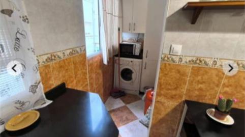 Piso en venta en Calle Los Milanos, 8, Nuevo Parque - Los Rosales - Tráfico Pesado, Huelva Capital - imagen 3 Foto 3 de Piso en venta en Calle Los Milanos, 8, Nuevo Parque - Los Rosales - Tráfico Pesado, Huelva Capital