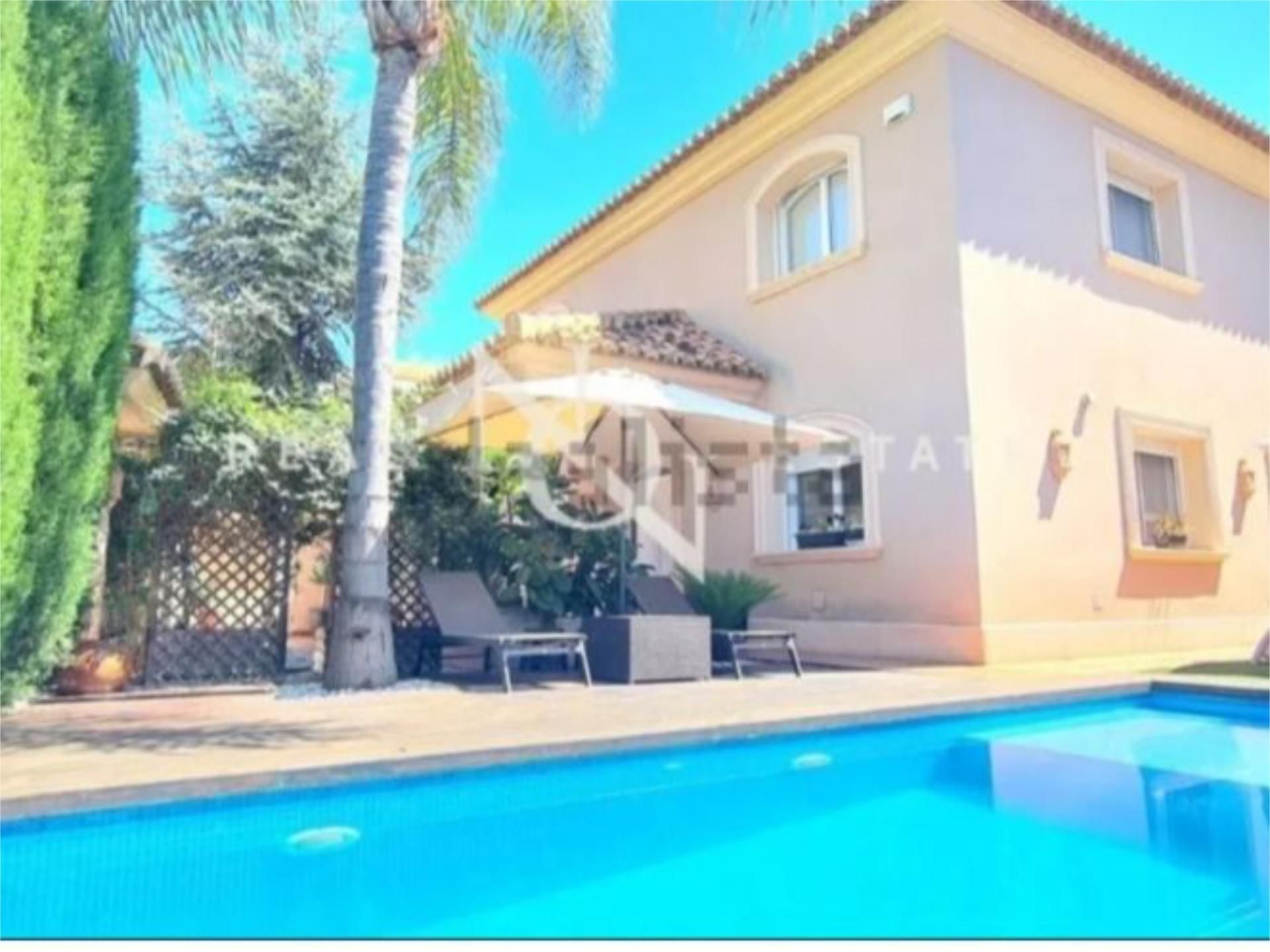 Vista exterior de Casa o xalet en venda en Puçol amb Terrassa i Piscina