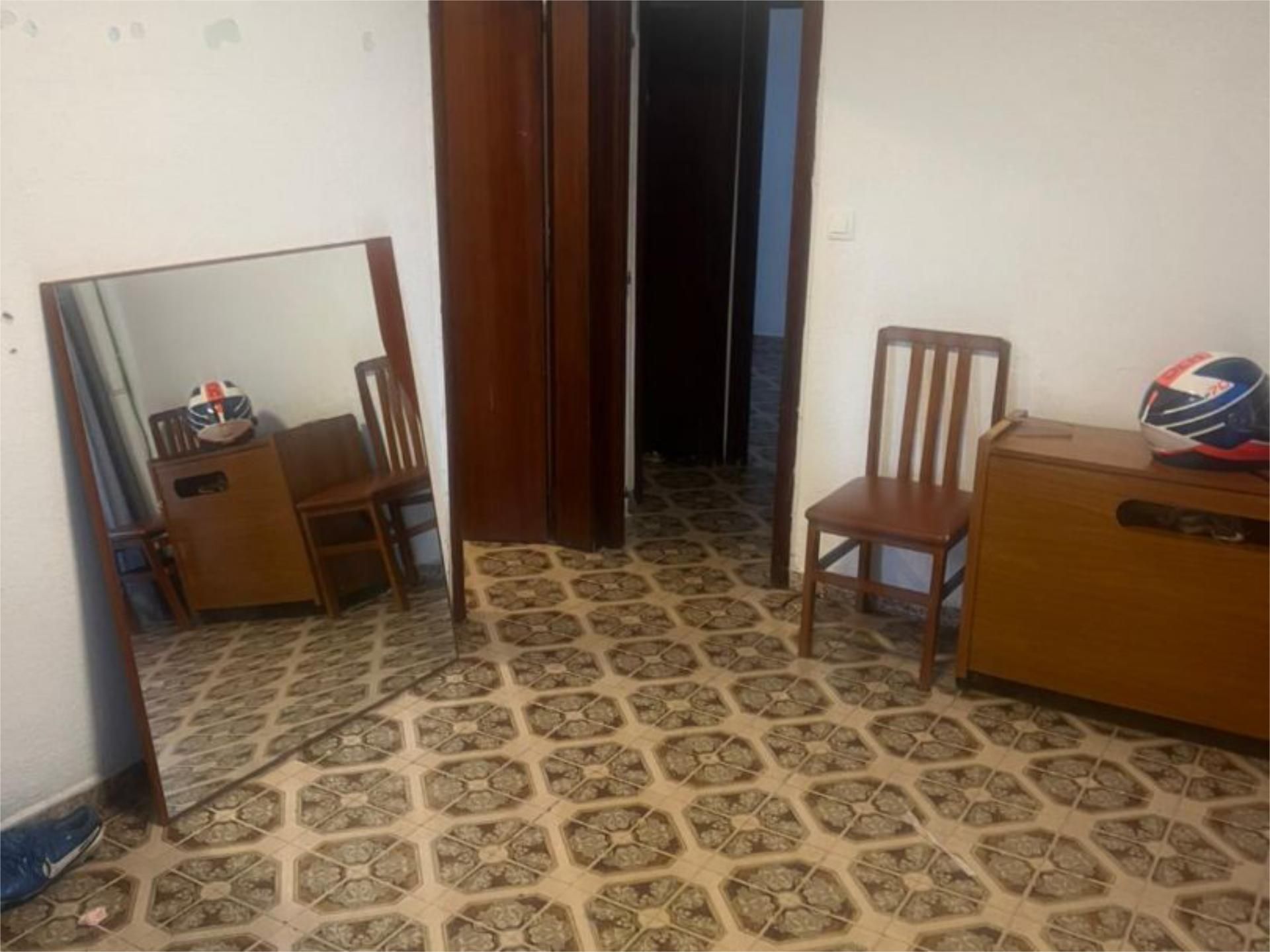 Pis en venda en Sant Boi de Llobregat amb Balcó