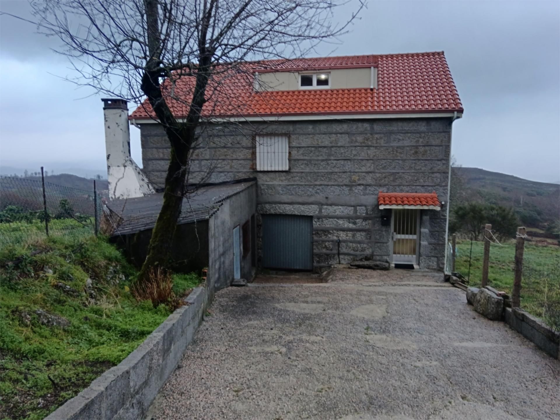 Exterior view of Single-family semi-detached to rent in Carballeda de Avia  with Heating, Private garden and Terrace