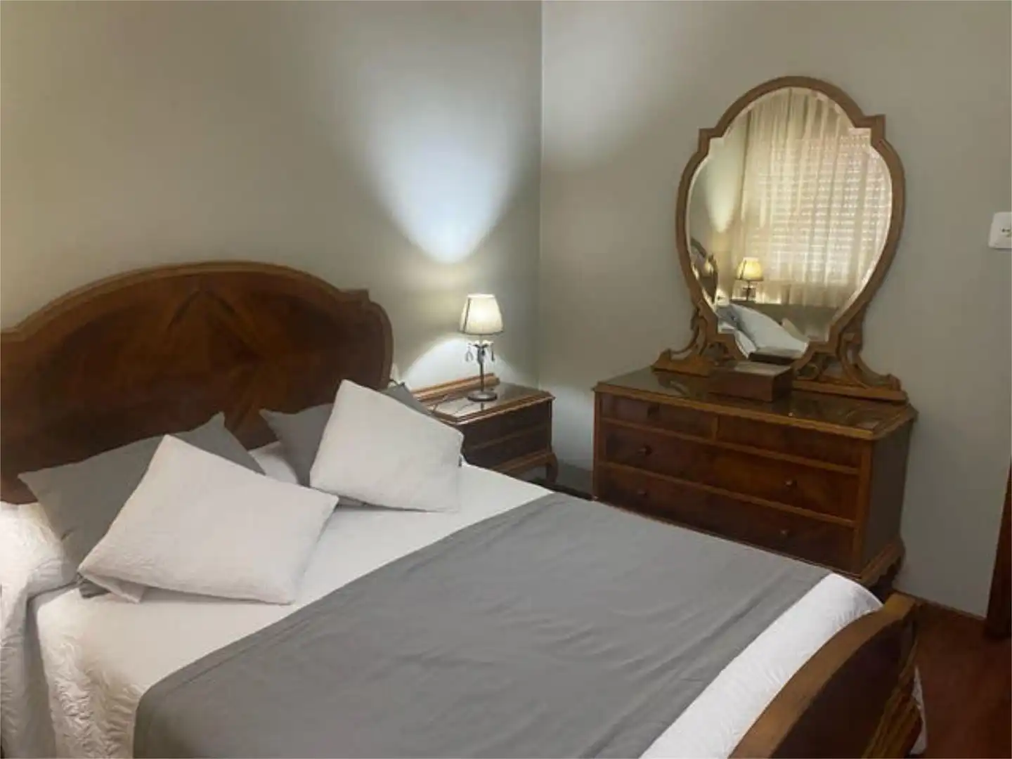 Piso en venta en A Milagrosa Habitación de Piso en venta en Lugo Capital con Amueblado