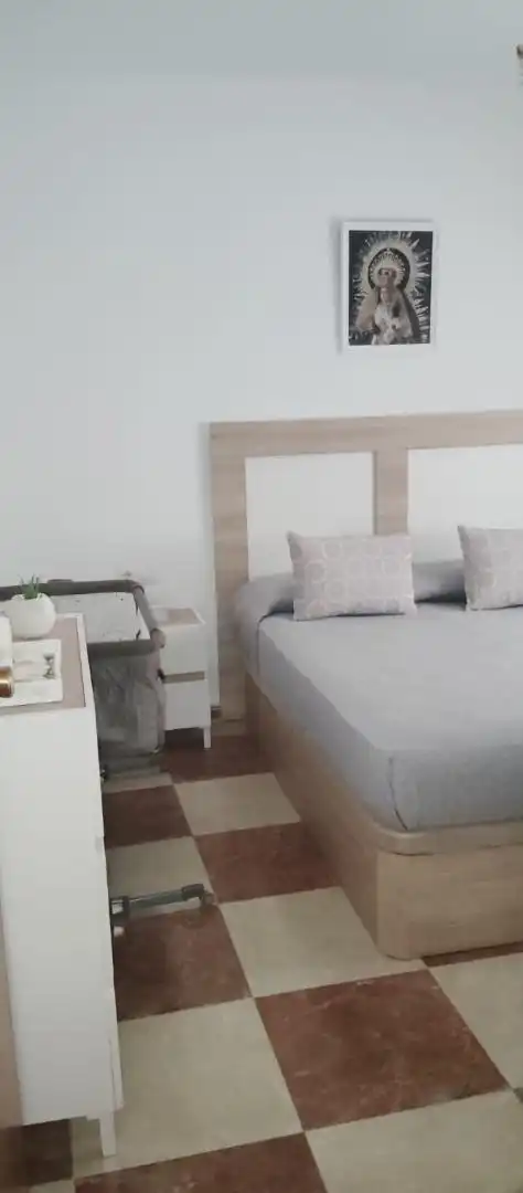 Dormitori de Casa adosada en venda en El Pedroso amb Terrassa, Traster i Moblat
