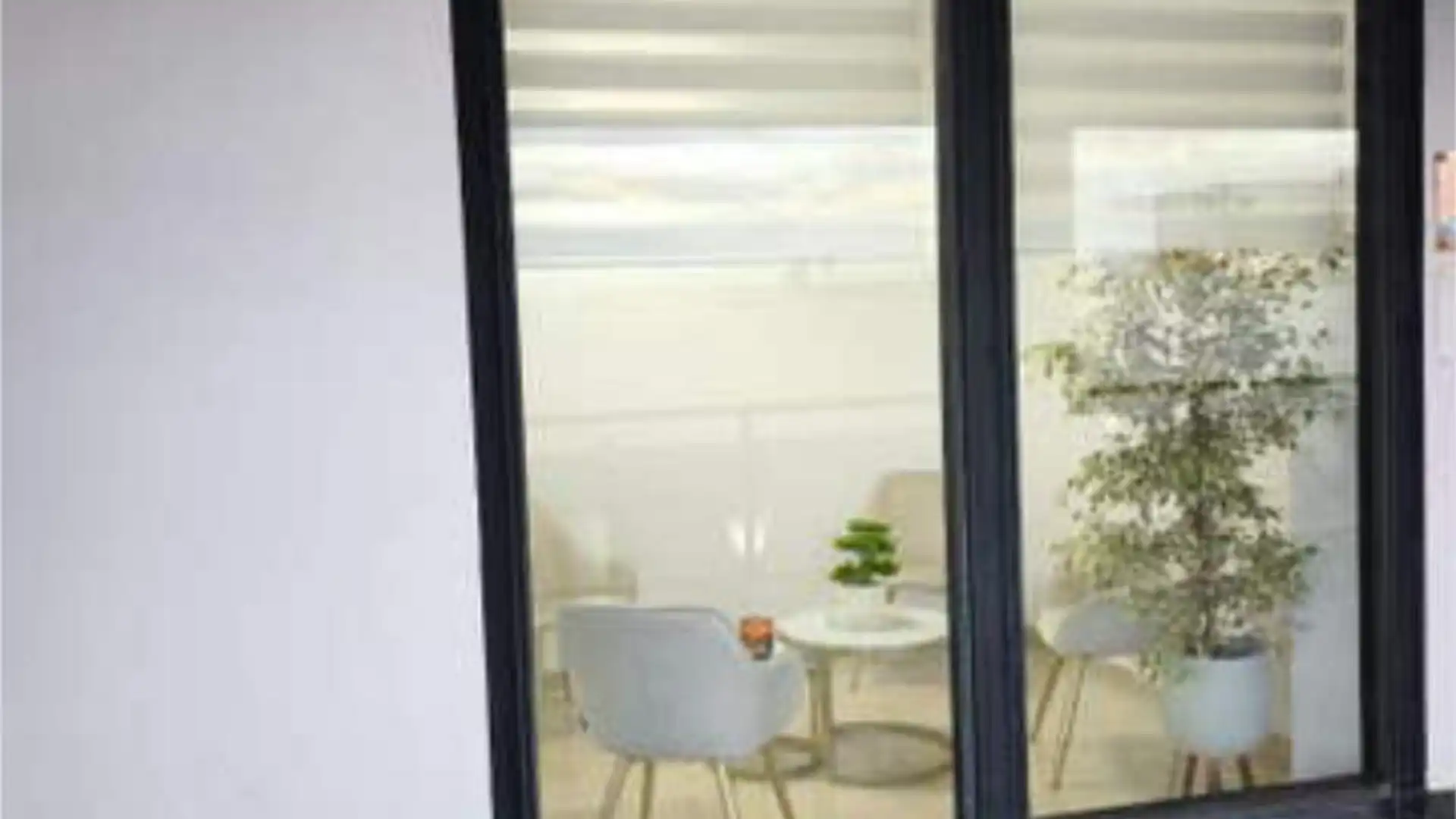 Terraza de Local de alquiler en Dos Hermanas con Aire acondicionado