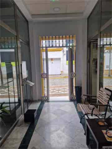 Local comercial en Alquiler en Centro