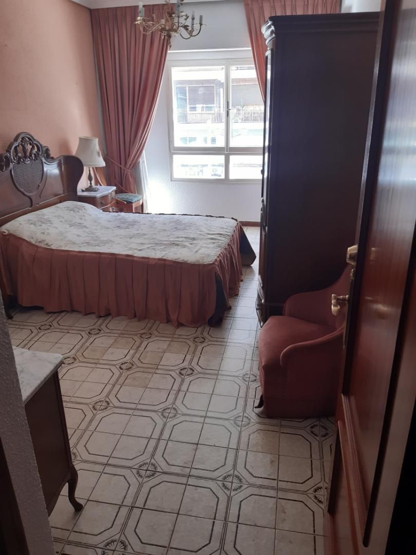 Dormitori de Pis per a compartir en  Valencia Capital amb Aire condicionat, Calefacció i Terrassa