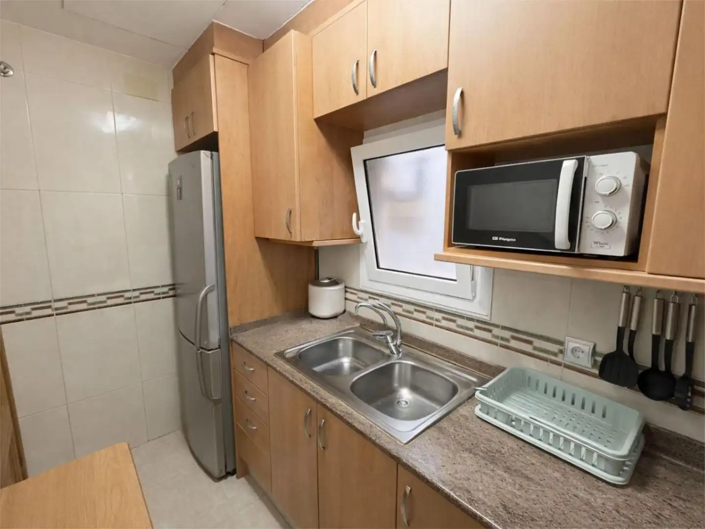 Wohnung zum Verkauf in Carrer de Josep Masgrau I Tió, 39, El Pedró Küche von Wohnung zum Verkauf in Cornellà de Llobregat mit Klimaanlage und Terrasse