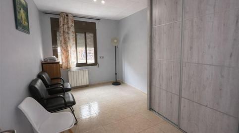 Foto 4 de Pis en venda a Carrer de Josep Masgrau I Tió, 39, El Pedró, Cornellà de Llobregat