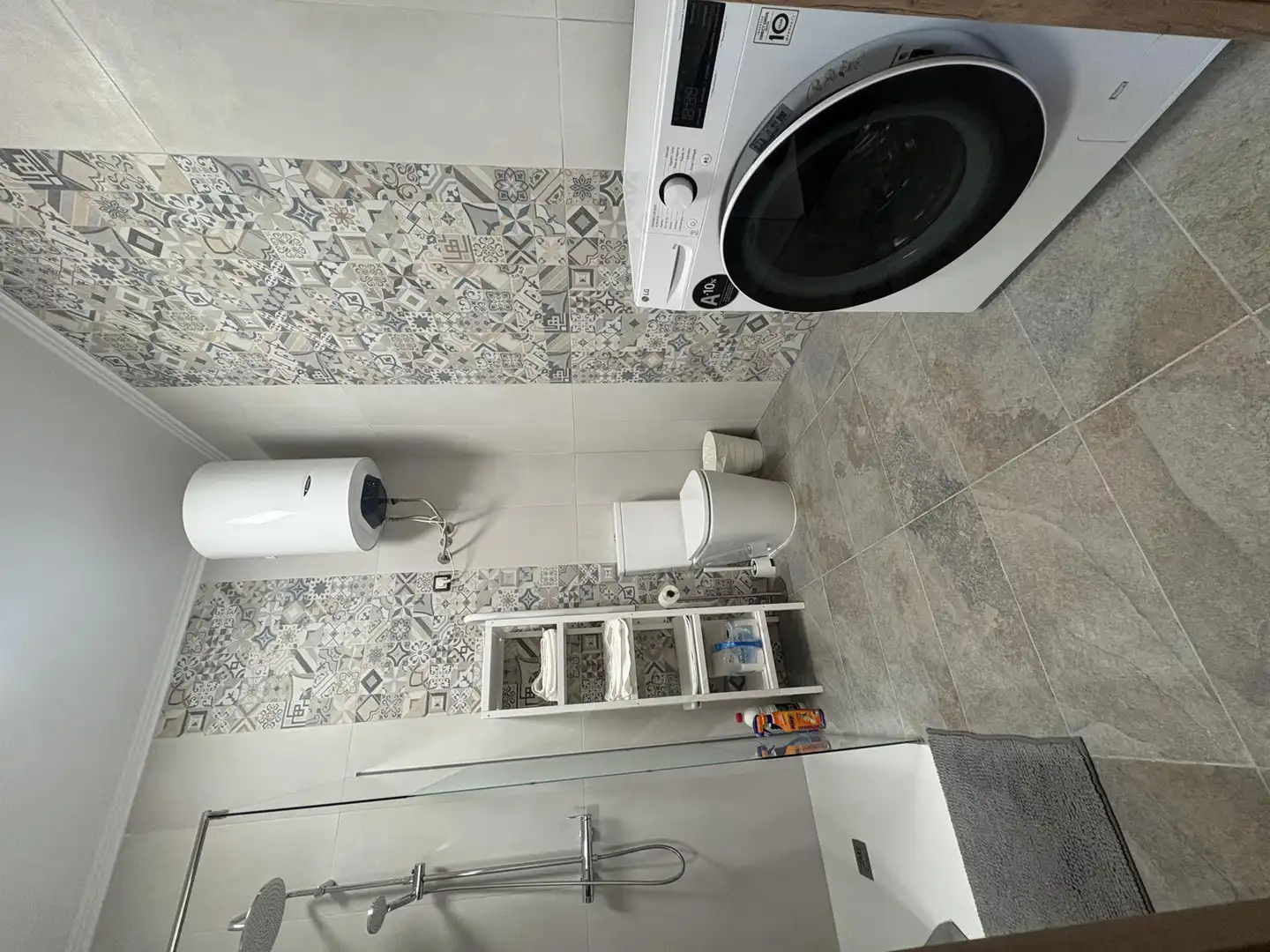 Bathroom of Flat for sale in Torrevieja  with Air Conditioner