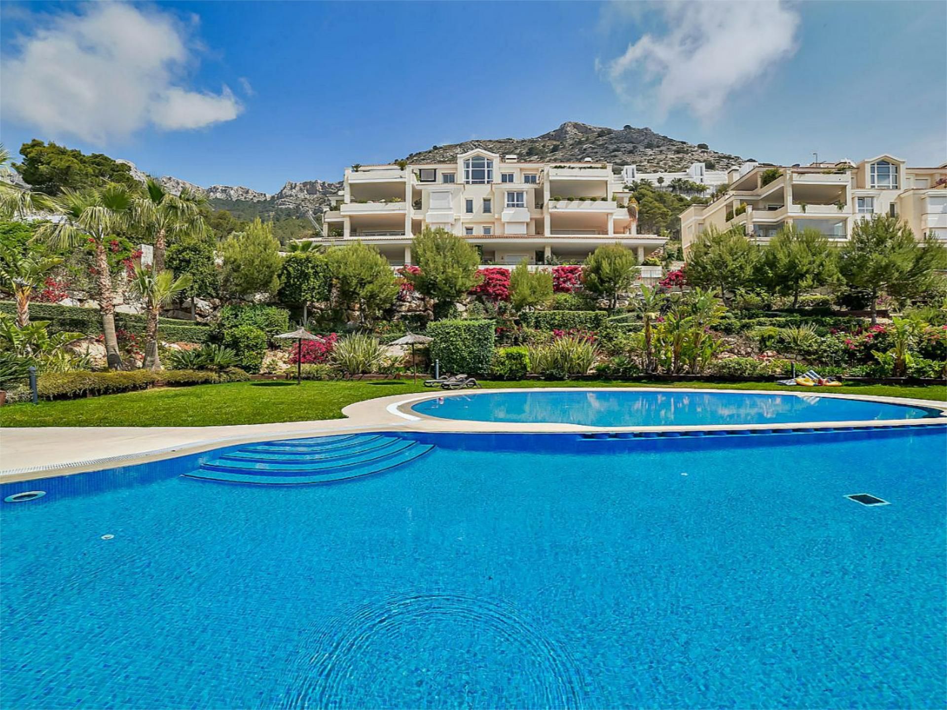 Piscina de Piso en venta en Altea con Aire acondicionado, Terraza y Piscina