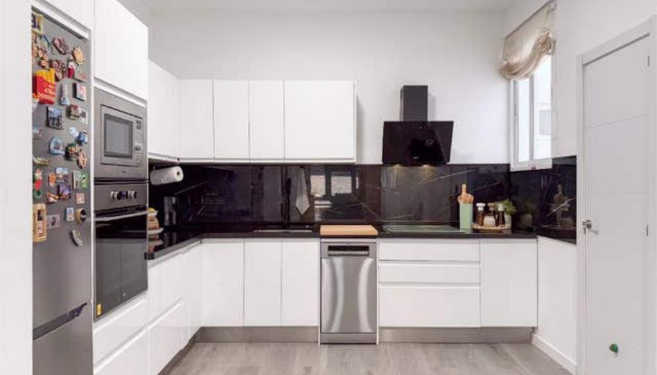 Flat for sale in Vegueta, Las Palmas de Gran Canaria - image 1 Photo 1 of Flat for sale in Vegueta, Las Palmas de Gran Canaria