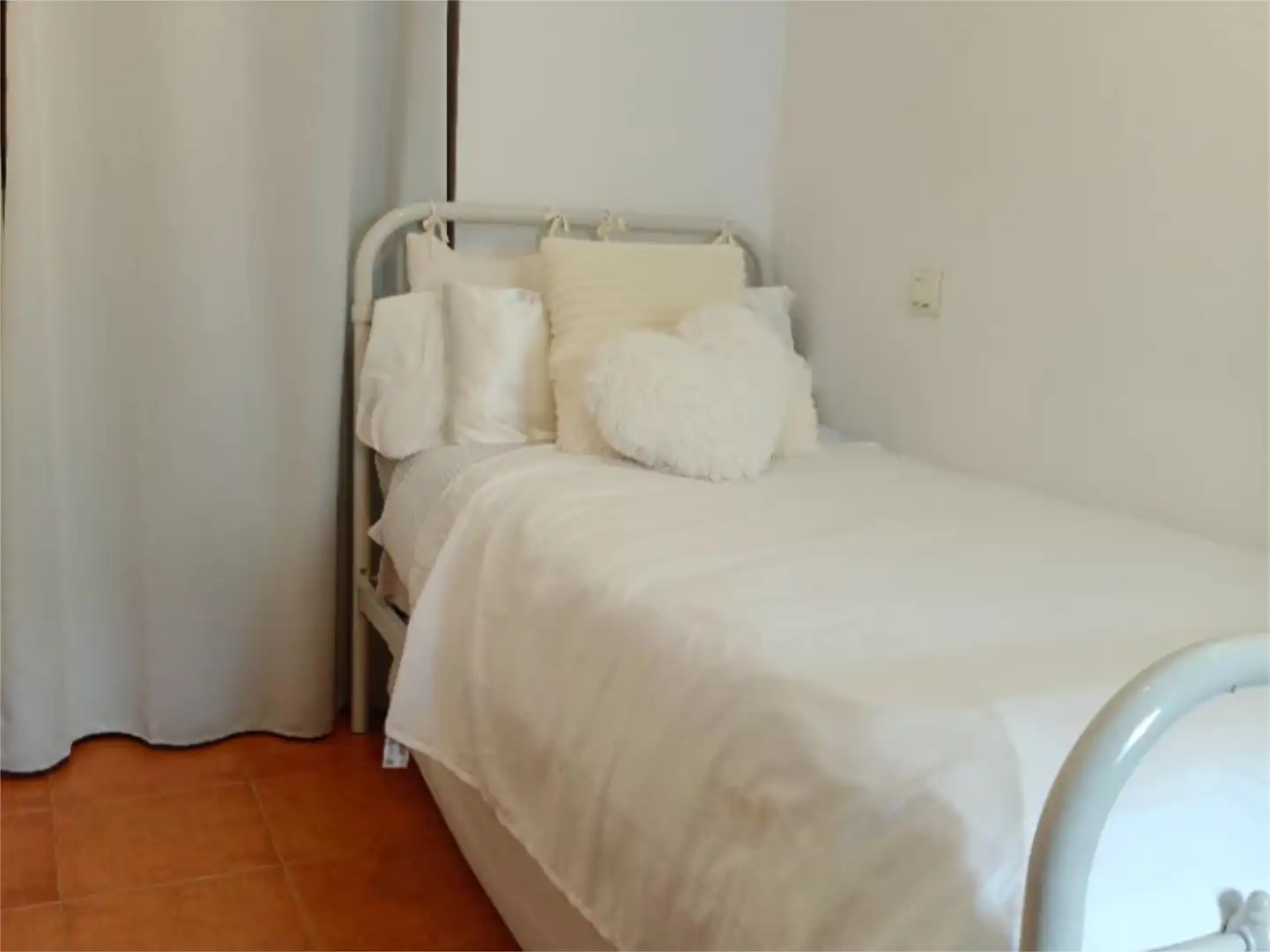 Habitación de Dúplex en venta en Algeciras con Aire acondicionado y Terraza