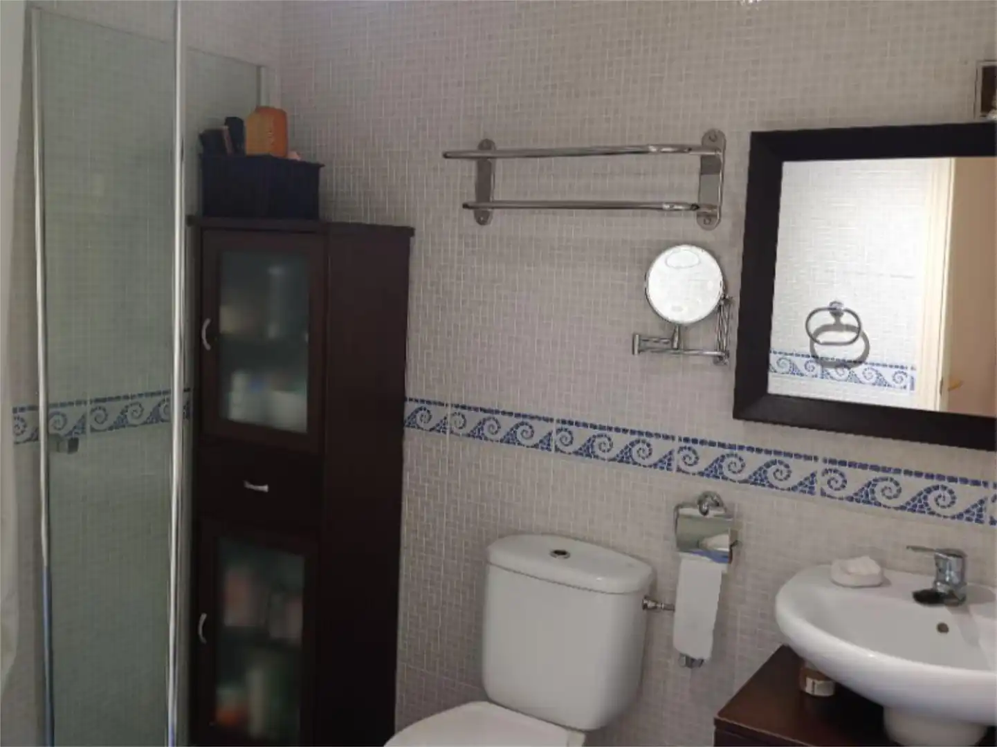 Baño de Dúplex en venta en Algeciras con Aire acondicionado y Terraza