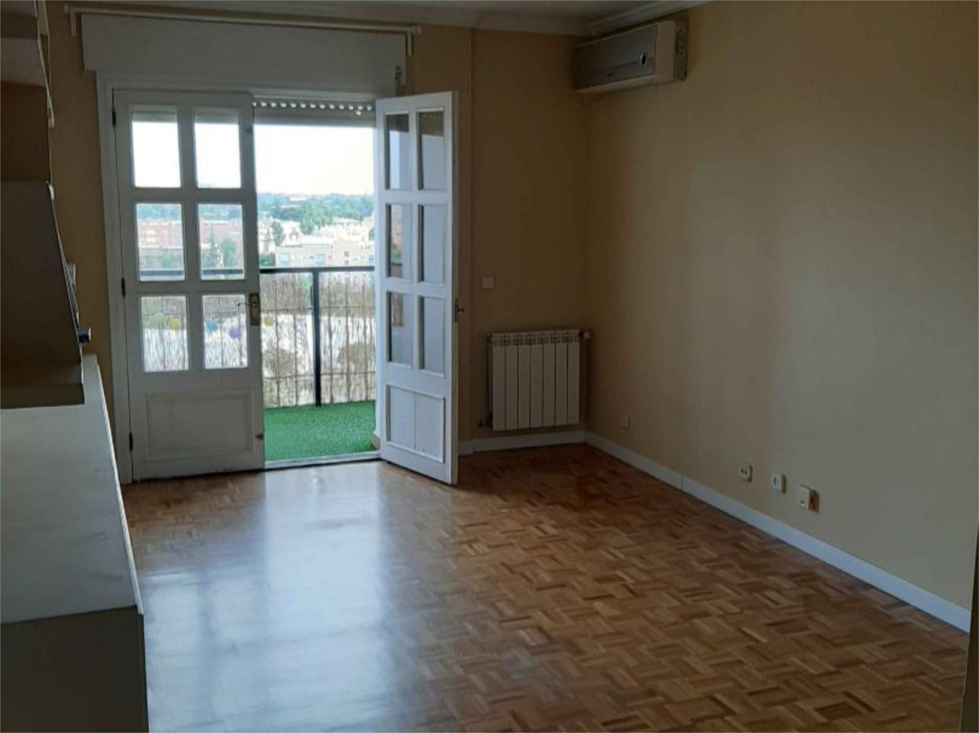 Bedroom of Flat for rent in  Madrid Capital  with Air Conditioner, Heating and Parquet flooring