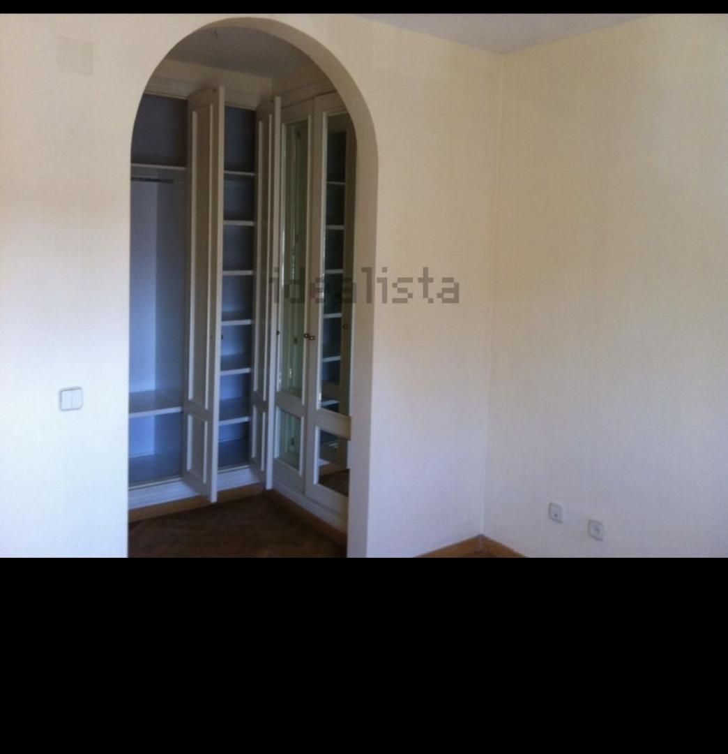 Bedroom of House or chalet for sale in San Lorenzo de El Escorial  with Terrace, Swimming Pool and Balcony