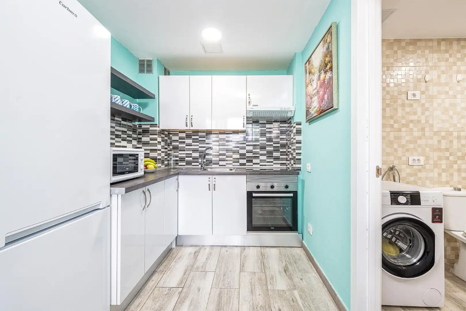 Apartments for rent in Calle Secundino Delgado, 7, San Fernando Kitchen of Apartments for rent in San Bartolomé de Tirajana with Air Conditioner, Heating and Private garden