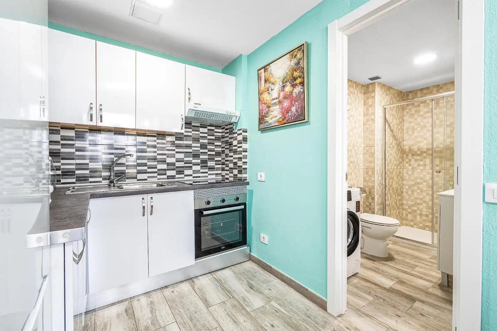 Apartments for rent in Calle Secundino Delgado, 7, San Fernando Kitchen of Apartments for rent in San Bartolomé de Tirajana with Air Conditioner, Heating and Private garden