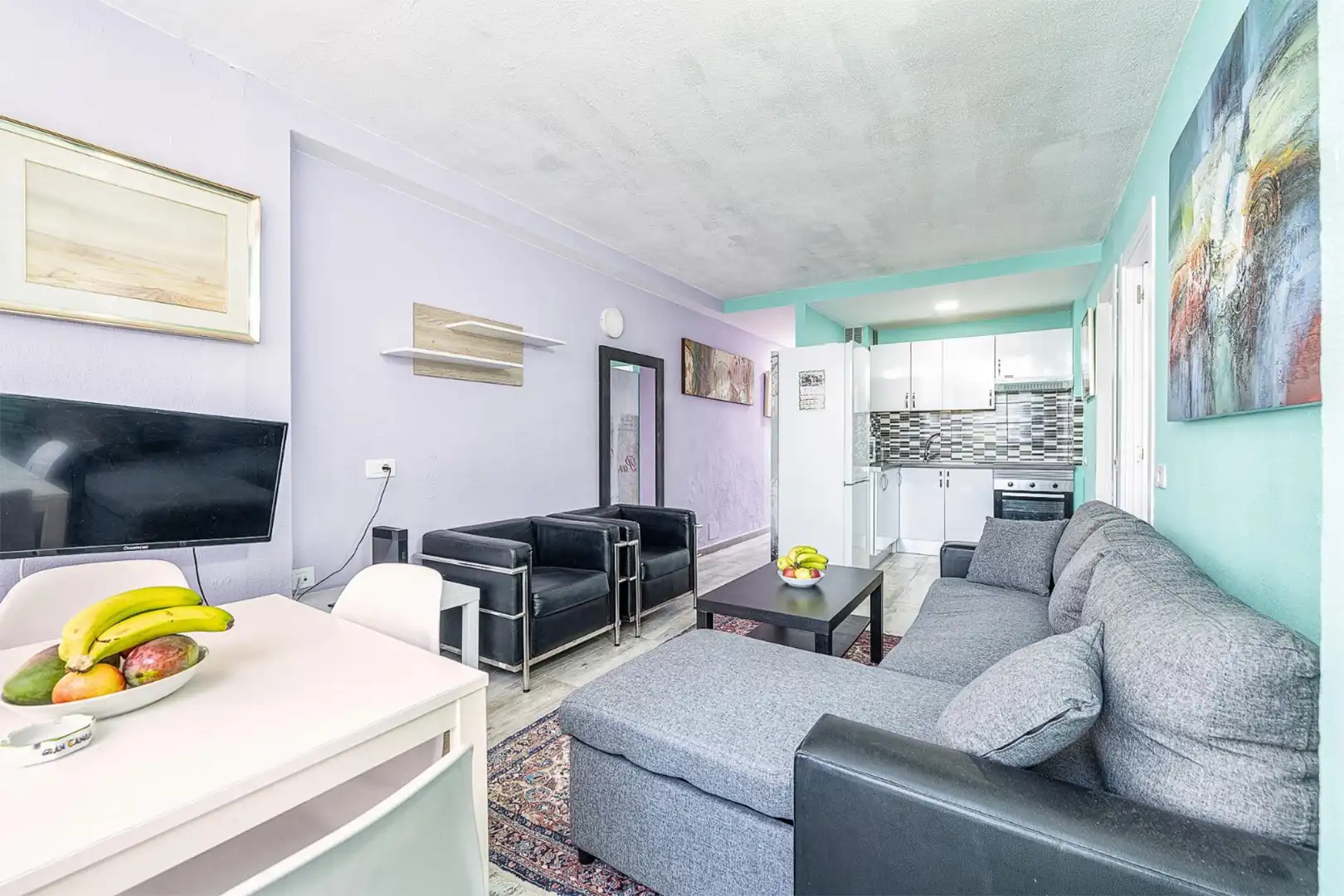 Apartments for rent in Calle Secundino Delgado, 7, San Fernando Living room of Apartments for rent in San Bartolomé de Tirajana with Air Conditioner, Heating and Private garden