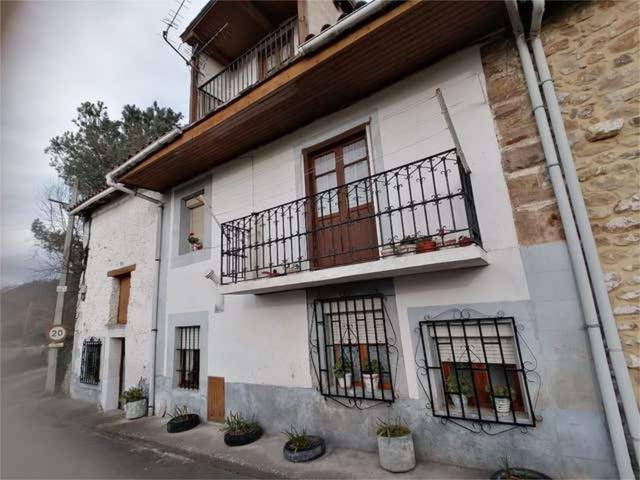 Casa-chalet en Venta en Arenas de Iguña