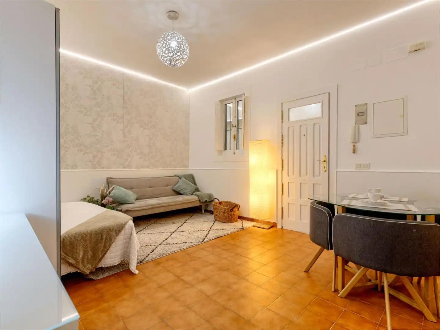Piso en venta en Calle de la Paloma, 17, Palacio Habitación de Piso en venta en Madrid con Calefacción