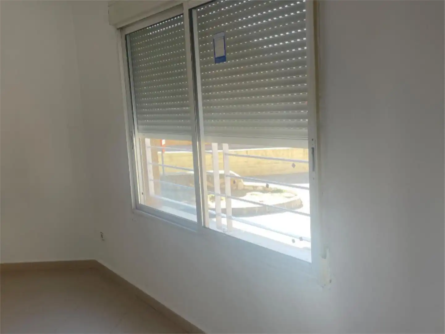 Habitación de Piso en venta en El Pinós / Pinoso con Jardín privado, Terraza y Balcón