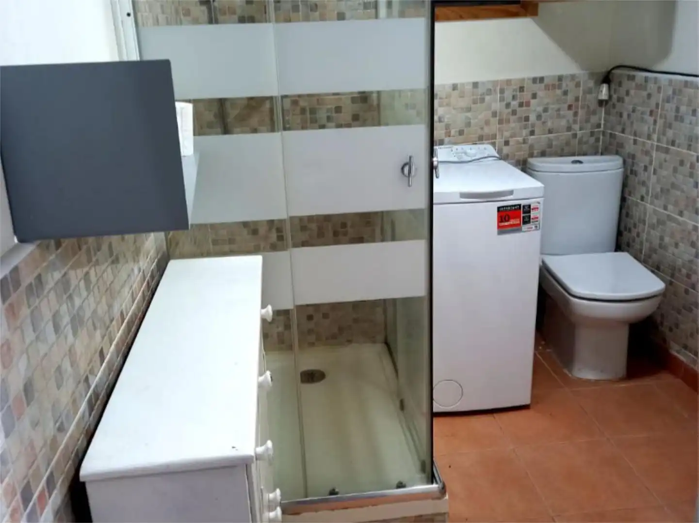Bany de Casa adosada en venda en Bellmunt del Priorat amb Aire condicionat, Calefacció i Moblat