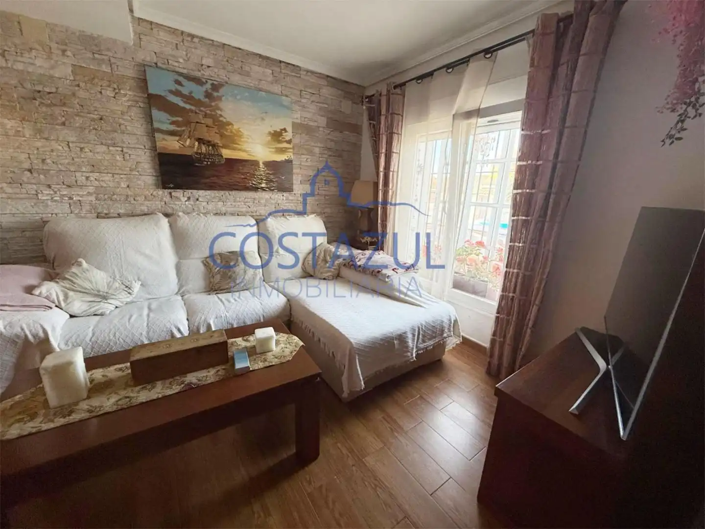 Casa adosada en venta en Carretera de Camposoto, 9, Cobreros Viejo Habitación de Casa adosada en venta en San Fernando con Aire acondicionado, Calefacción y Terraza