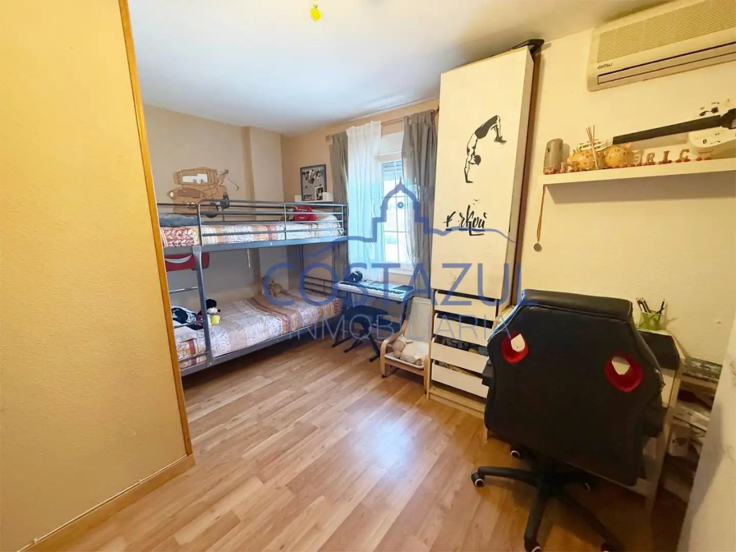 Casa adosada en venta en Carretera de Camposoto, 9, Cobreros Viejo Habitación de Casa adosada en venta en San Fernando con Aire acondicionado, Calefacción y Terraza