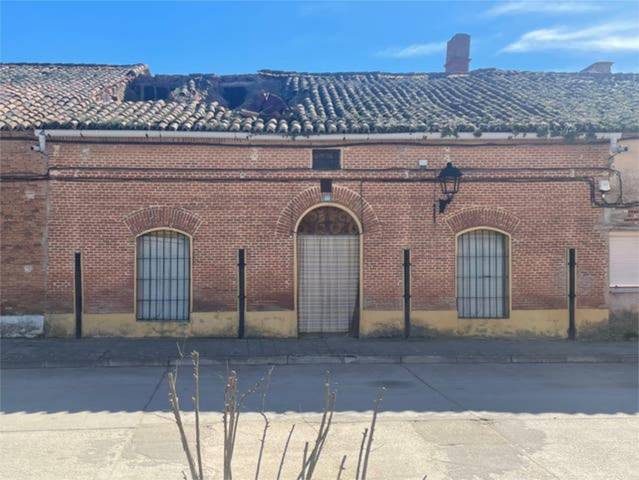 Casa-chalet en Venta en Tarazona de Guareña