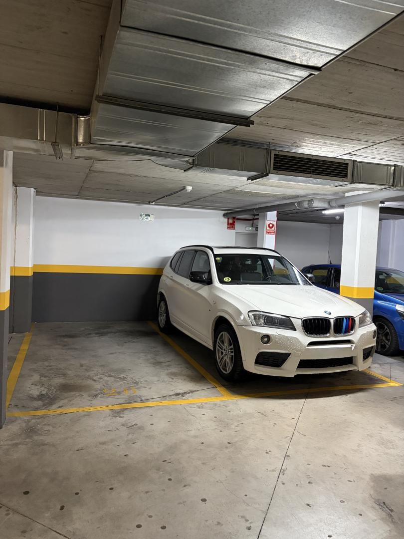 Parking of Garage for rent in  Madrid Capital
