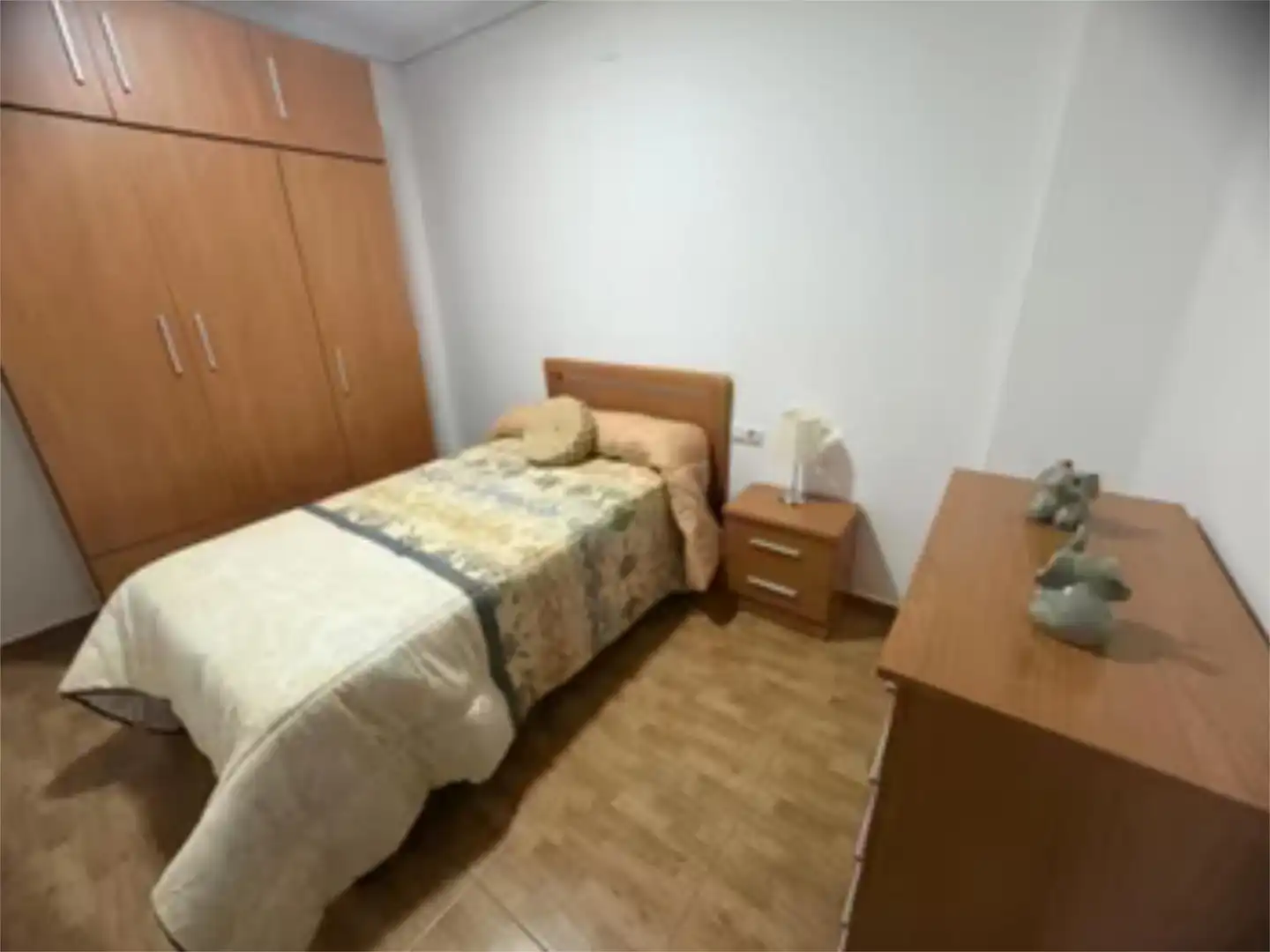 Erdgeschoss zur Miete in Calle Capilla, 26, Chillón Schlafzimmer von Erdgeschoss zur Miete in Chillón mit Klimaanlage und Möbliert