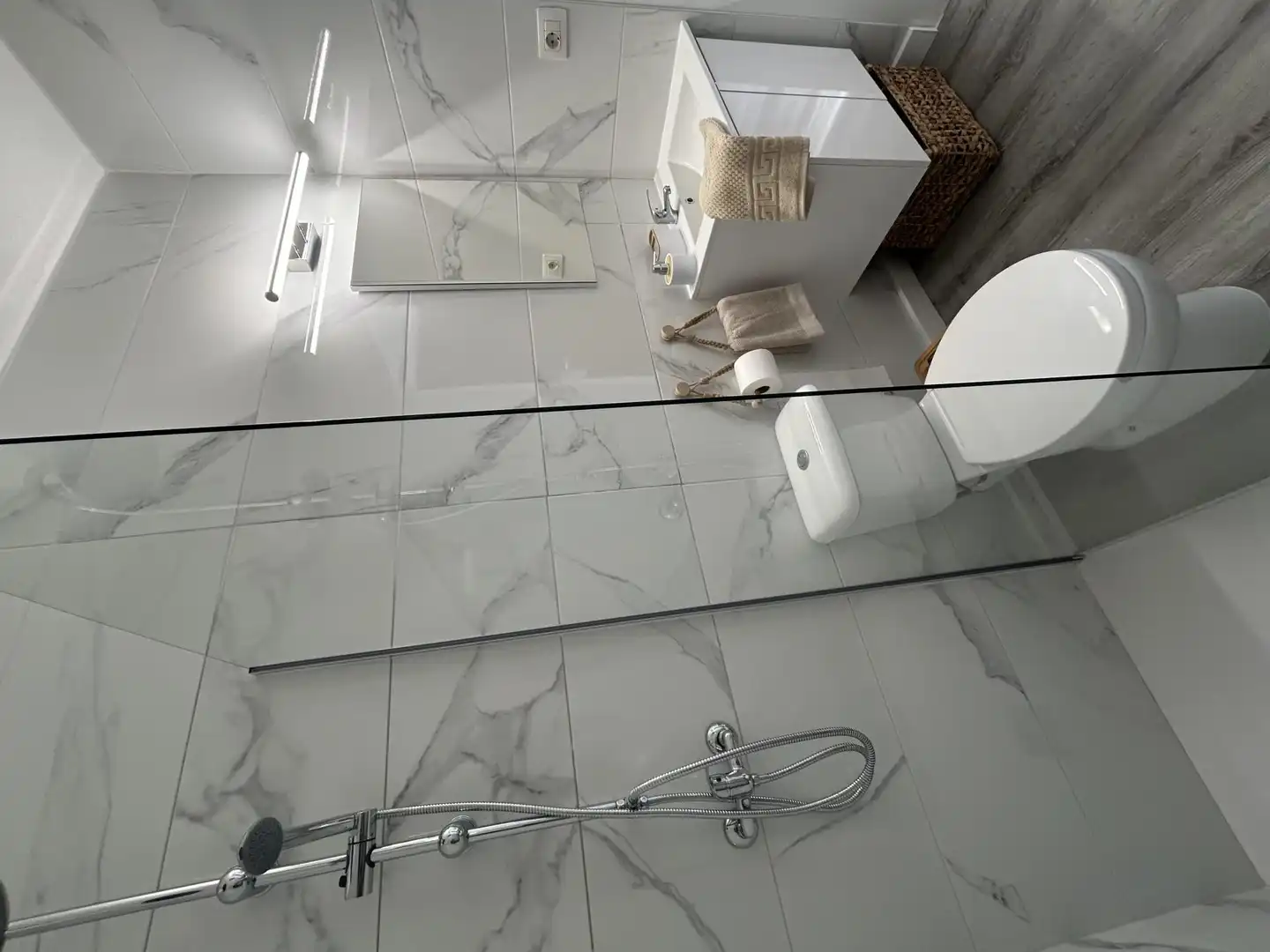 Baño de Piso de alquiler en Arona con Aire acondicionado, Parquet y Terraza
