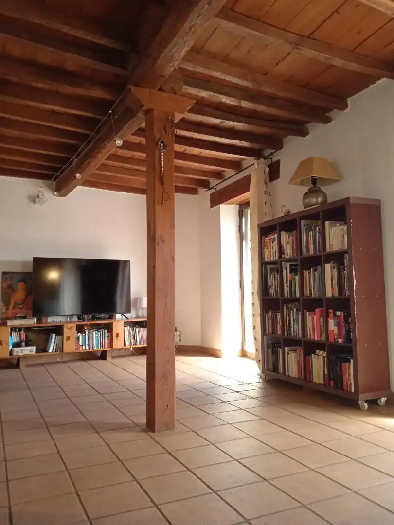 Casa o xalet en venda a Calle de la Fuente, 54, Jaraíz de la Vera Sala d'estar de Casa o xalet en venda en Jaraíz de la Vera amb Terrassa i Balcó